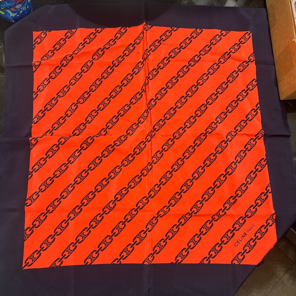 Celine Vintage Chain Pattern Scarf - Picture 4 of 9